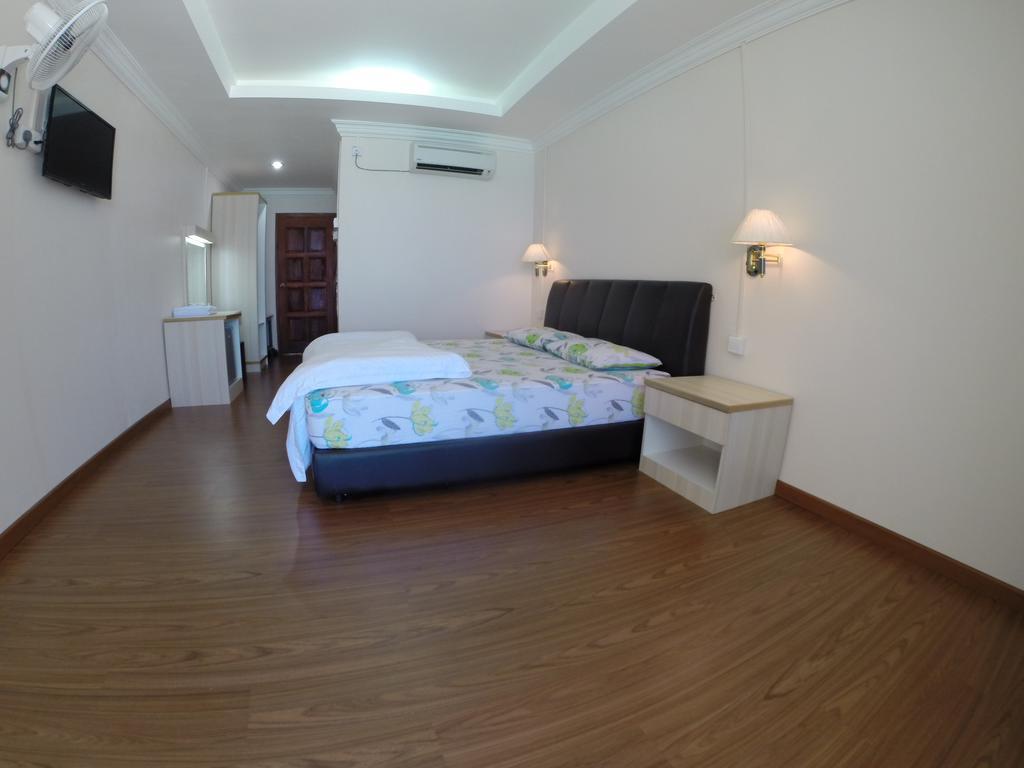 New Cocohut Chalet Hotell Kuala Terengganu Rom bilde