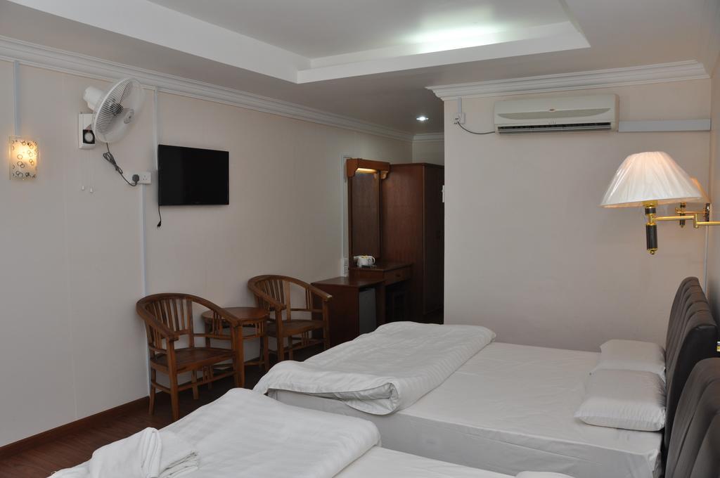 New Cocohut Chalet Hotell Kuala Terengganu Rom bilde